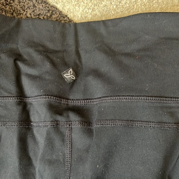 Prana black Capris Womens Large - Picture 5 of 5